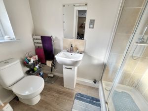 En suite- click for photo gallery